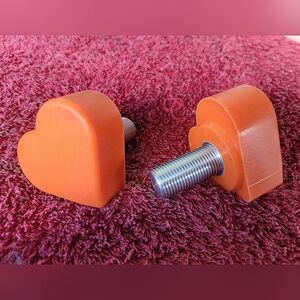 Heart stoppers toe stops